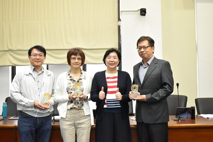 林口- 校長與黃聰龍副校長 &  張麗春教授 & 黃文忠教授合照