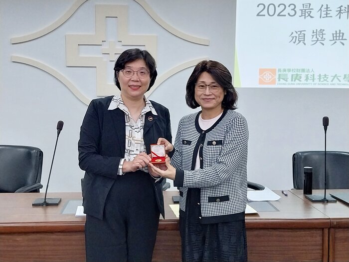 通識教育中心邱惠芬